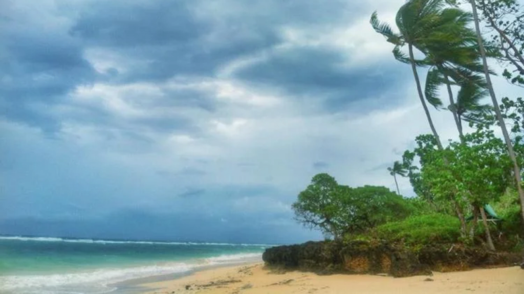 Pantai Lemo