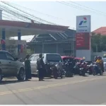 Tak Pakai Sistem Ganjil-Genap, Kendaraan Roda Empat di Luwu Cuma Bisa Isi BBM Maksimal Rp400 Ribu per Hari